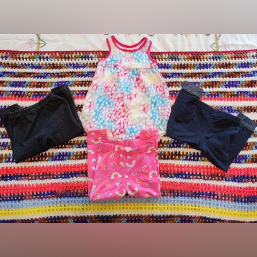 🤩Girls 18M Bundle NWT Dress/ 3 Leggings